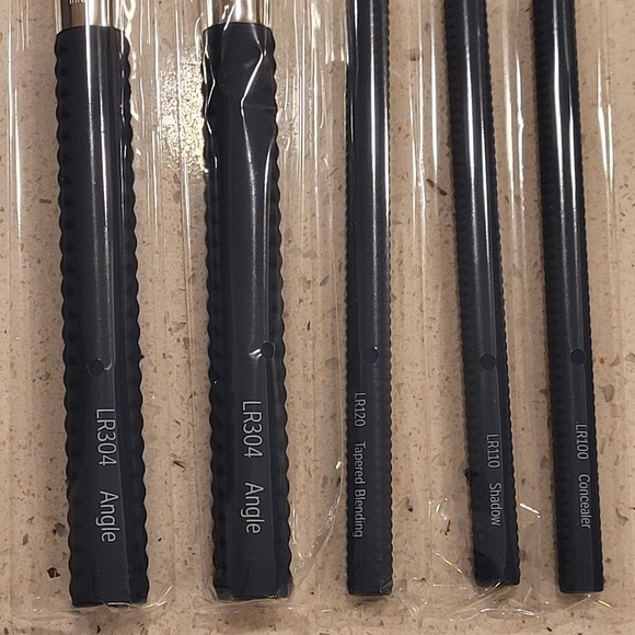 LARUCE Christine 5-Piece Makeup Brush Set - Picture 6 of 6